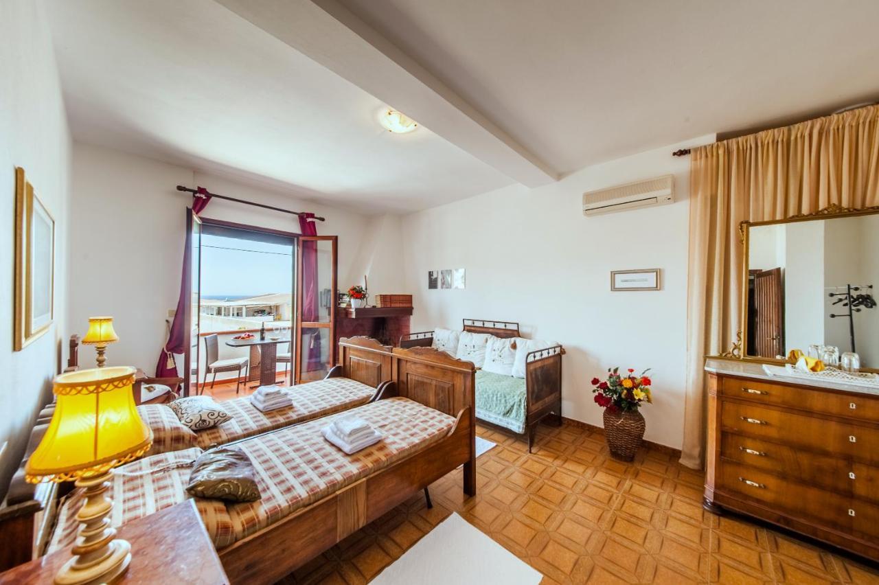 Bed and Breakfast La Casa Di Mannazzotta 1 Castelsardo Exteriér fotografie